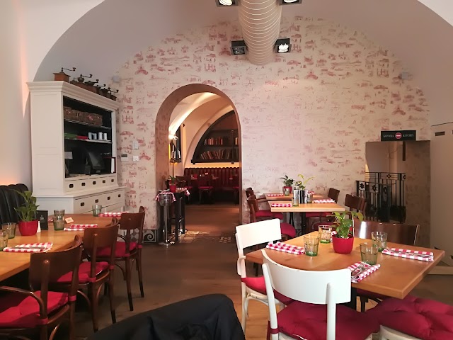 Pest-Buda Bistro