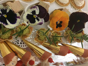 Photo n°24 de B . Bach Traiteur SARL à Villefranche-de-Rouergue (Traiteur)