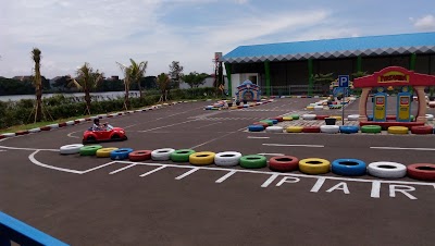 Photos of Citra Raya Water World
