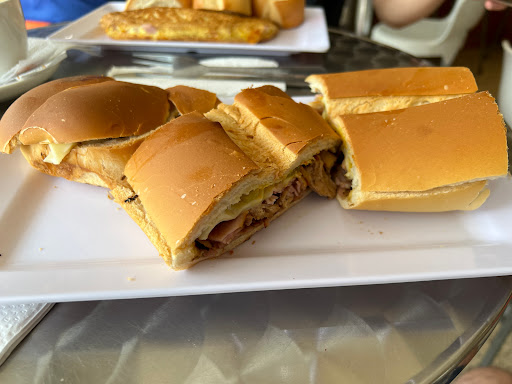 Robles Bakery - Thumbnail