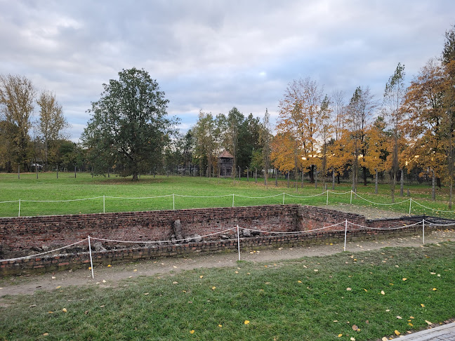 Godziny otwarcia Memoriale Auschwitz III (Monowitz)