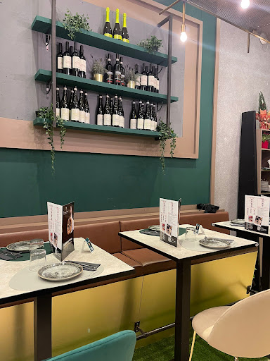 Pizzeria Vincenzo Capuano Cava de' Tirreni Gallery - Italy
