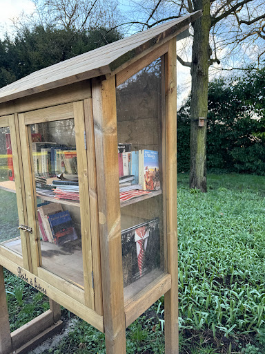 Boite a livres du parc de l hay les roses - Thumbnail