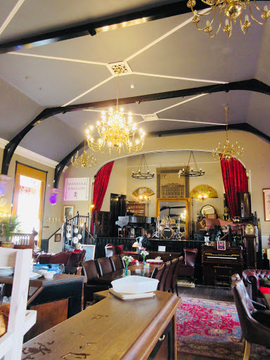 The Old Auction Room Antiques Gallery - United Kingdom