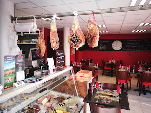 Photo n°1 de La Bouche Rit à Fleury (Restaurant français)