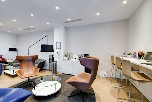 Photo n°34 de Lexus Chambourcy - Groupe Autosphere à Chambourcy (Vendeur de voitures d'occasion)