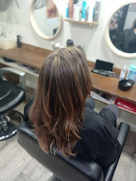 Photo n°14 de Chez Fanny Coiffure à Cabestany (Salon de coiffure)