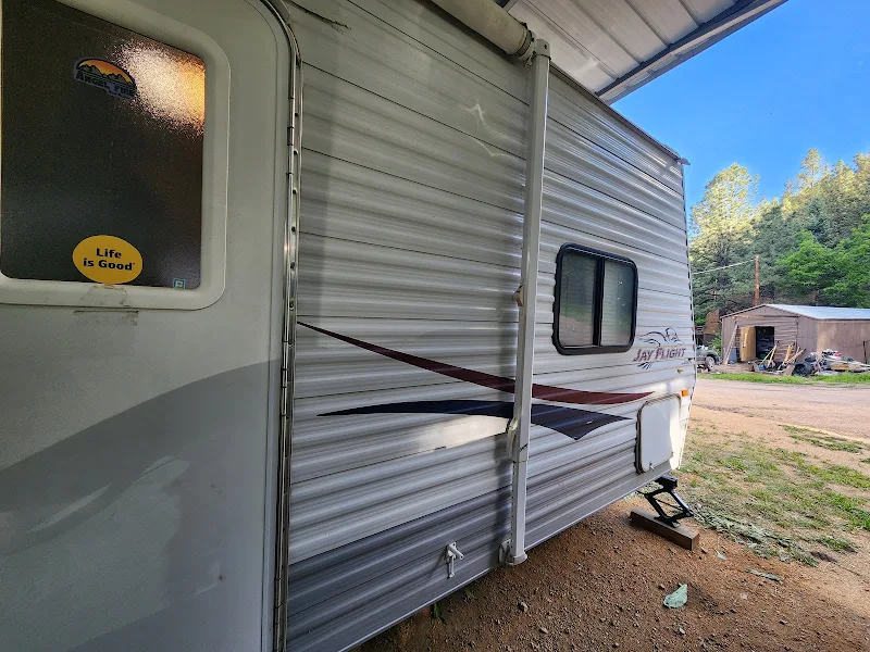Sierra Bonita Cabins & RV Park photo