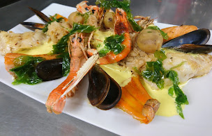 Photo n°11 de Aux Embruns à Brive-la-Gaillarde (Restaurant de poisson)