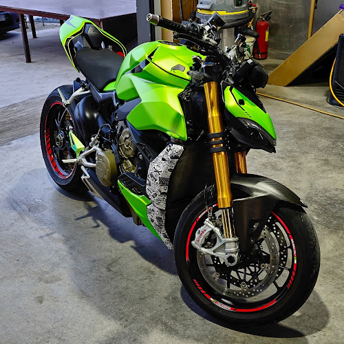 VIP Luxury Car Care - Wrapping - Tinting - Detailing - Ppf - Car wash - Πλυντήριο αυτοκινήτου