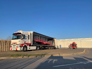 Photo n°9 de AZ MACHINERY à Palau-de-Cerdagne (Fournisseur d'équipement de manutention)