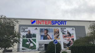 Photo n°1 de Intersport Les Clayes-sous-Bois à Les Clayes-sous-Bois (Magasin de vêtements pour jeunes)