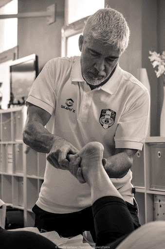 Antoine Carlotti - Massages - Thumbnail