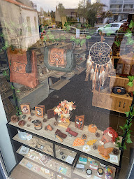 Photo n°4 de Sc Cuir à Coëx (Magasin)