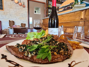 Photo n°27 de Restaurant Chez Valentin à Corbelin (Cave à vins)