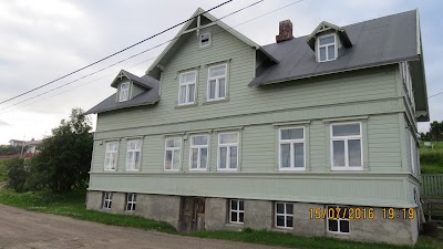 Photos of Vads&oslash; library