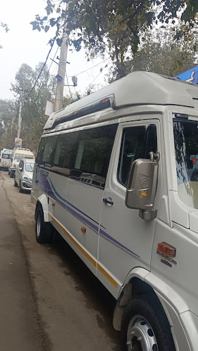 Best tempo Traveller in Prayagraj