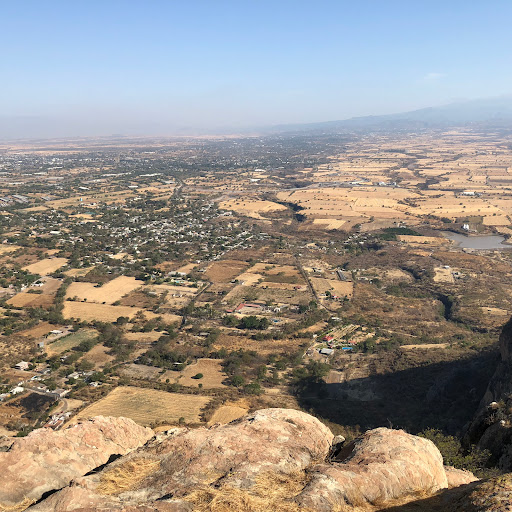 Cima del cerro Chalcatzingo Zona Arqueológica - Thumbnail