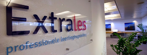 Extrales - Visual