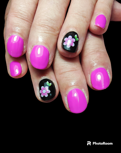 Sharon’s Beautique