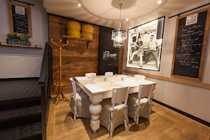 Photo n°126 de Pizza Vesuvio - George V à Paris (Restaurant)