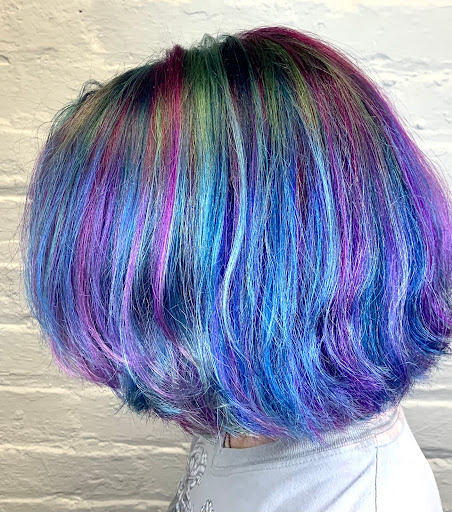 Royal T Hair Lounge - Thumbnail