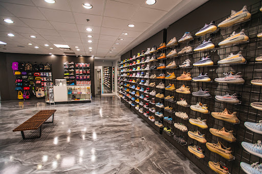 Hype Store (Place Ste-Foy) - Thumbnail