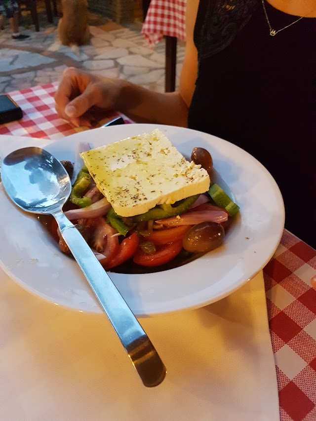 Babis Taverna