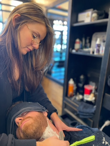 The Kingsman Men's Grooming Studio - Thumbnail