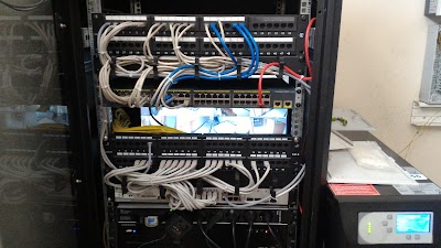 electronics-store