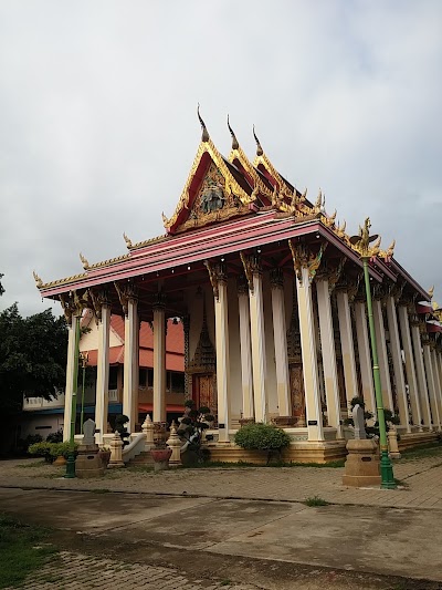 Photos of Wat Mon Mai