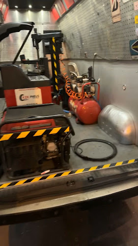 Opinii despre Expresspneus crevaison 24h în Aulnay-sous-Bois - Autre