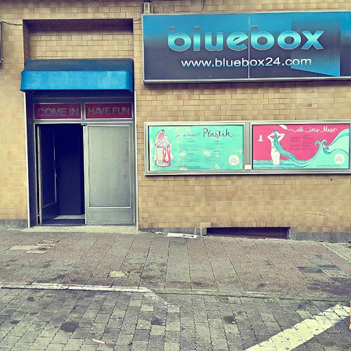 BLUEBOX - KINO - Thumbnail