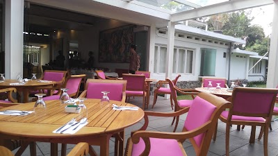 Photos of Maxi's Resto