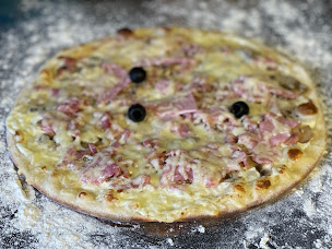 Photo n°6 de Distributeur à pizzas la fringale à Langeais (Pizzas à emporter)