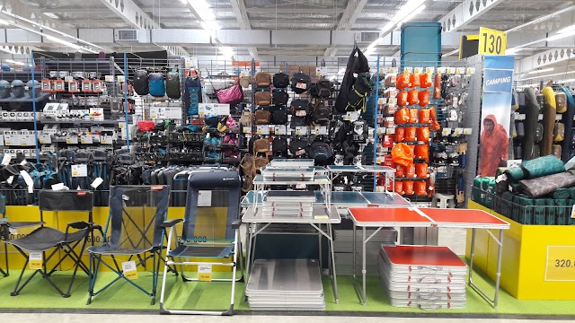 Decathlon Summarecon Bekasi