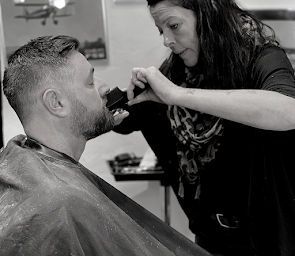 Photo n°13 de La barbière de Lavardens à Lavardens (Salon de coiffure)