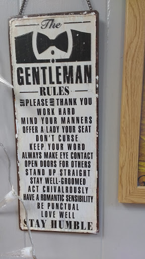 King & Captain Barbershop