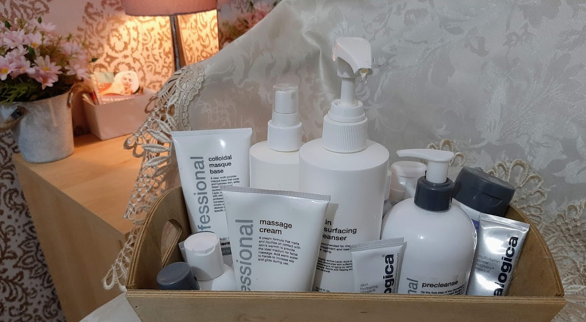 Merci's Beauty - Beauty Salons in Luton