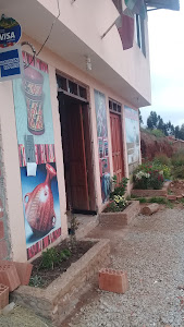 Museo Arte Textil Puka Chinchero 0