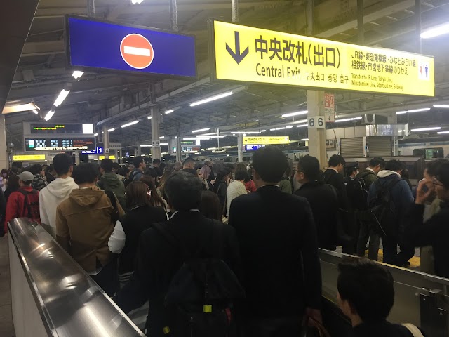 市営地下鉄横浜駅