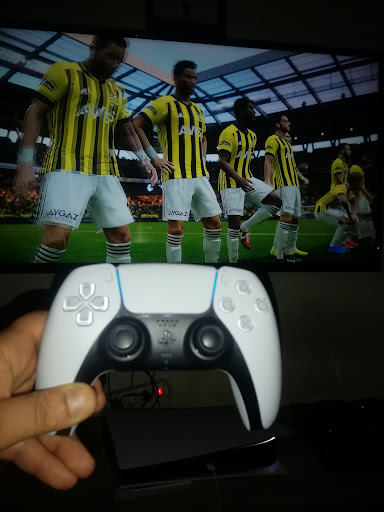 Peron playstatıon Cafe milas