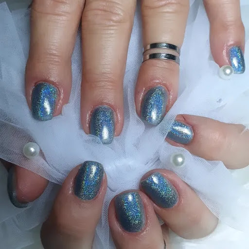 Enry Nails And Beauty Centro Estetico - Trucco Semipermanente