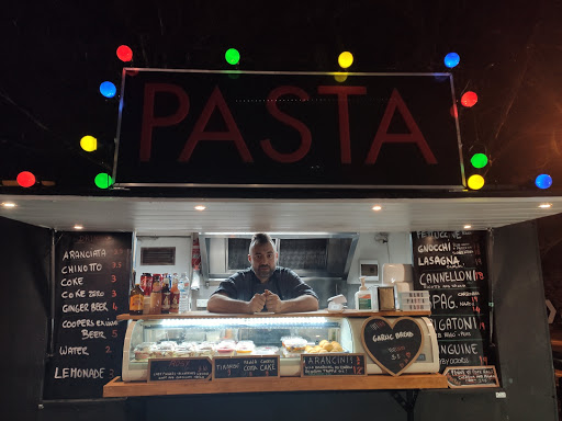 Mamo Pasta Logo