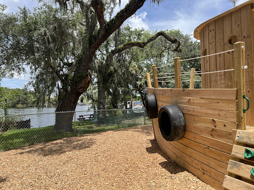 Old Homosassa Heritage Park and Working Waterfront