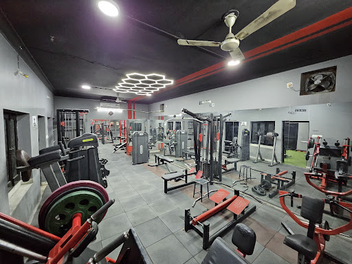 IRON FITNESS GYM