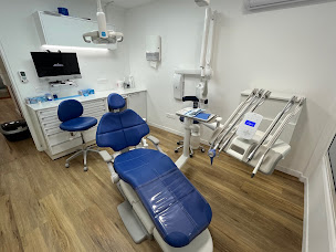 Photo n°1 de Cabinet Dentaire Dr Jean Michel Heurtebise et Dr Lisa Baure à Antibes (Dentiste)