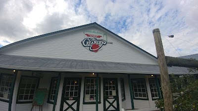 The Apple Valley Creamery and Bake Shop