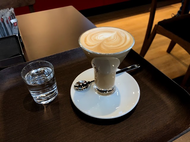 Illy Café