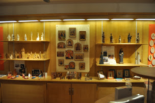 Photo n°5 de La Boutique de l'Abbaye à Rives-en-Seine (Magasin)